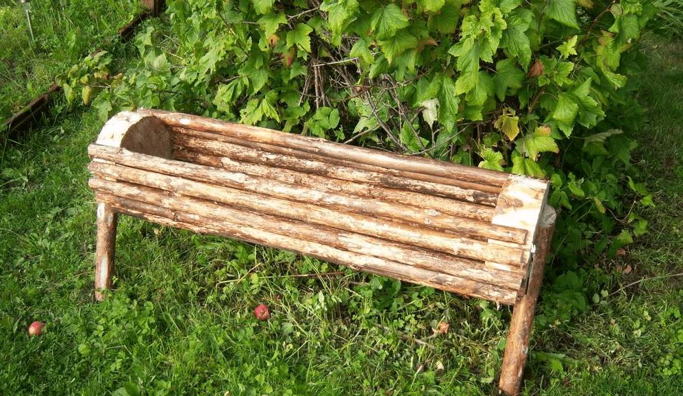 Клумбы из бревен своими руками: фото, оформление, как сделать цветник на дачном участке