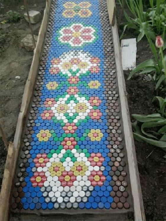 Как сделать дорожку в теплице между грядками своими руками