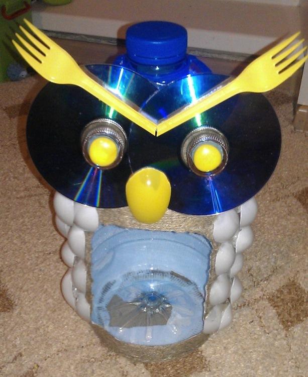 Кормушка для птиц из бутылки: 5 литров, 2 литра и 1 литр