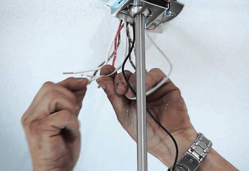 Как прикрепить люстру к гипсокартонному потолку