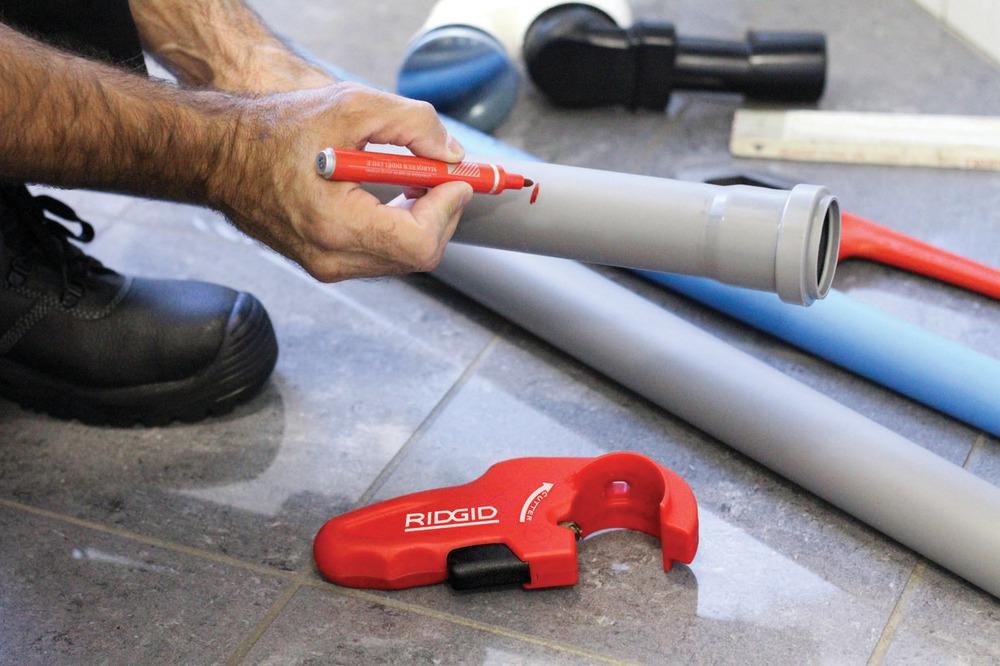 Вешалка из труб ПВХ своими руками: чертежи и фото