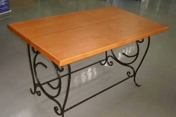 Столы из профильной трубы и дерева: как сделать своими руками