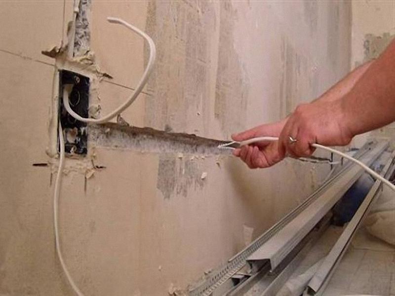 компьютерный стол на балконе