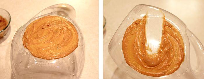 чем отмыть клей от наклейки