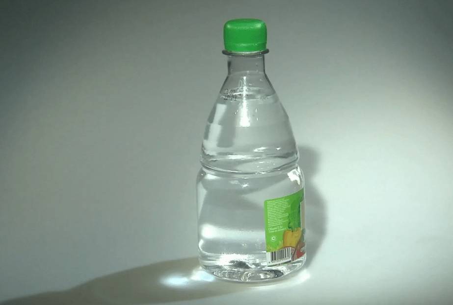 вывести пятно крови с дивана