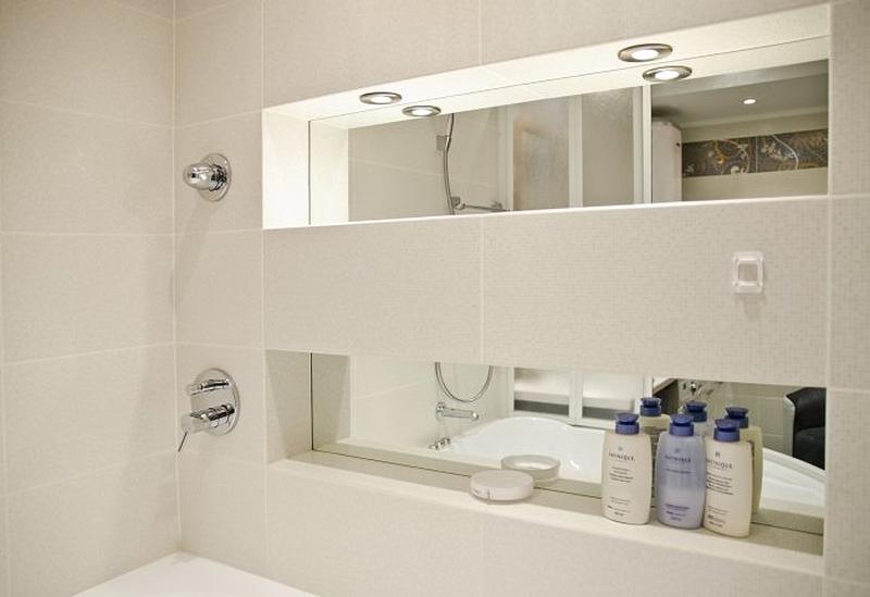 закрыть канализационные трубы в ванной