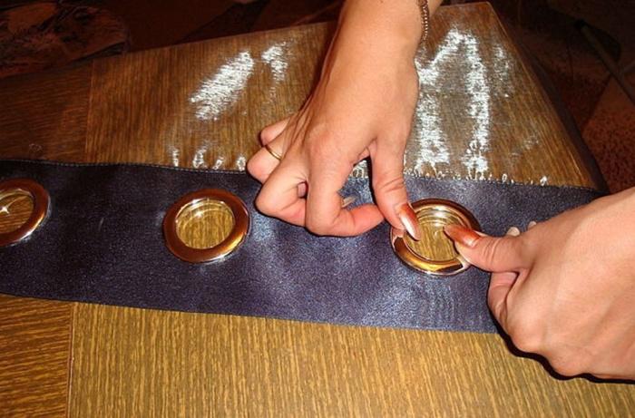 700 Посмотрите насколько просто сшить шторы с люверсами своими руками ...