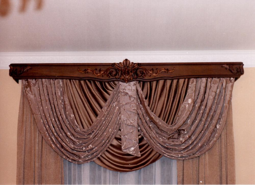 карниз потолочный под натяжной потолок (главный ключ)