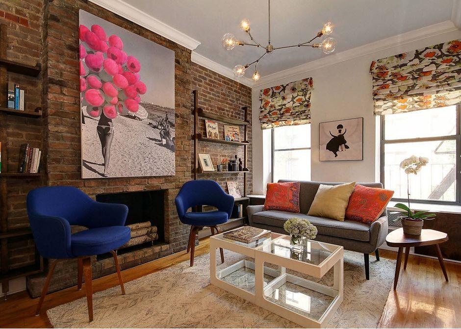 940 День художника: картины в интерьере