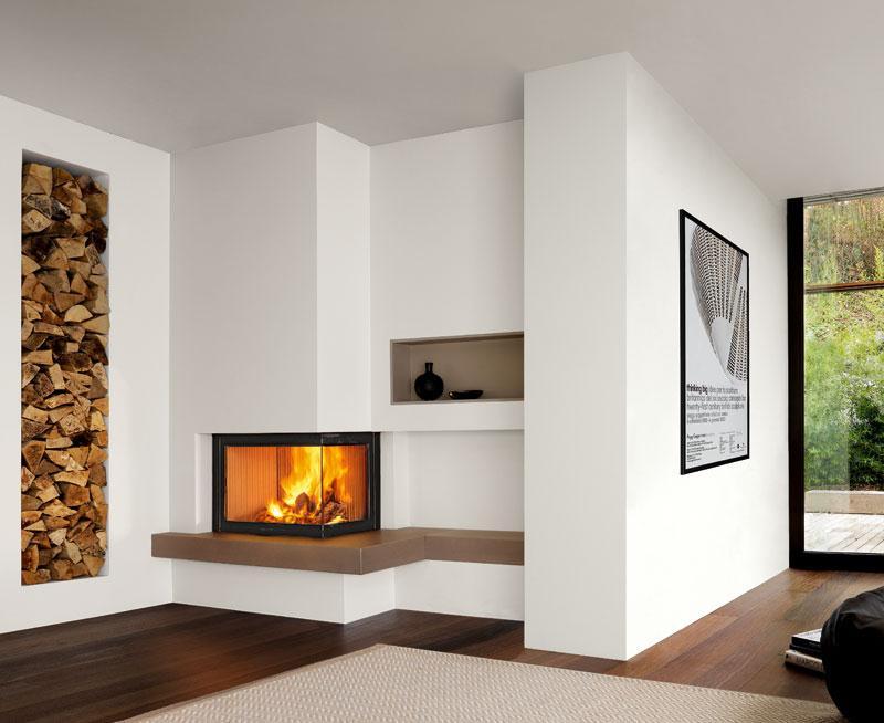 дизайн гостиной в доме с камином