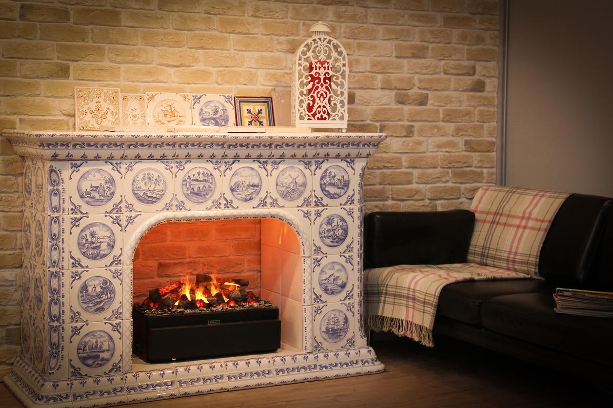 гостиная с камином в современном стиле