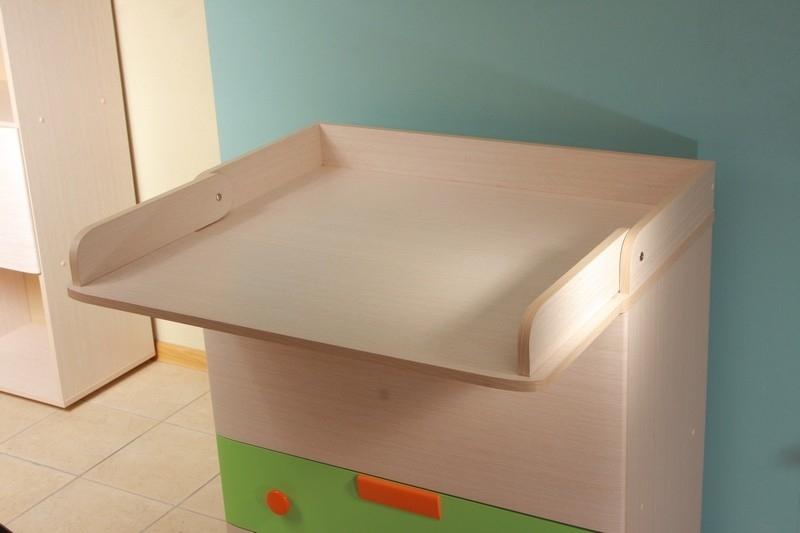 столик для пеленания ребенка