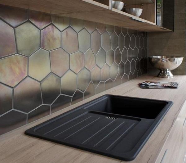 самоклеющаяся