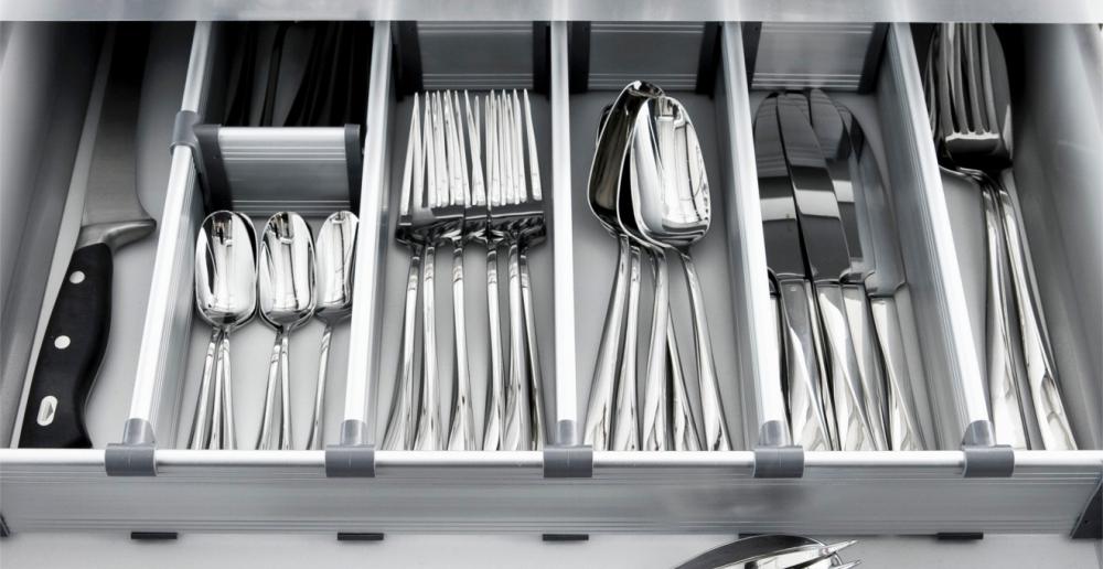 лоток под столовые приборы