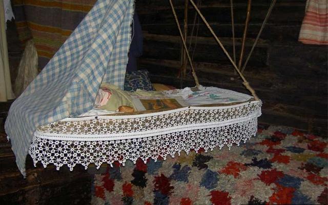 плетеная колыбель для новорожденных