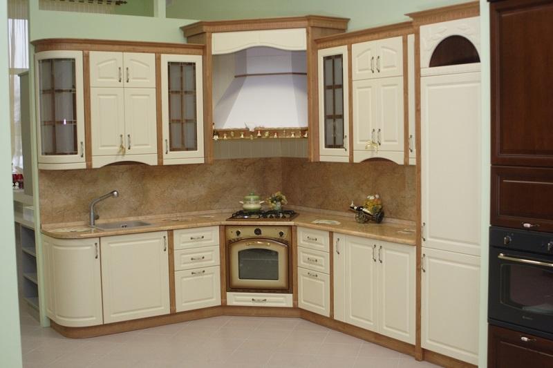 ustanovka-duhovogo-shkafa-vstraivaemogo-svoimi-rukami-10